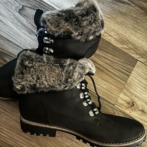 Brand new woman’s boots